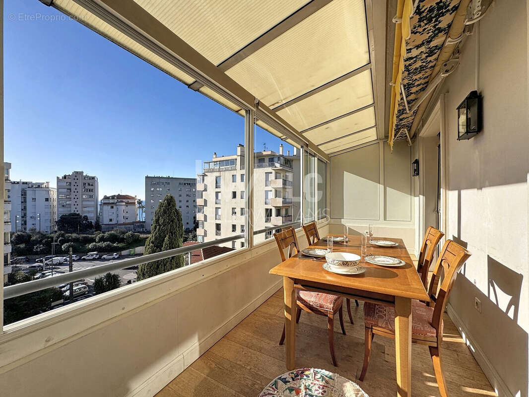 Appartement à CANNES
