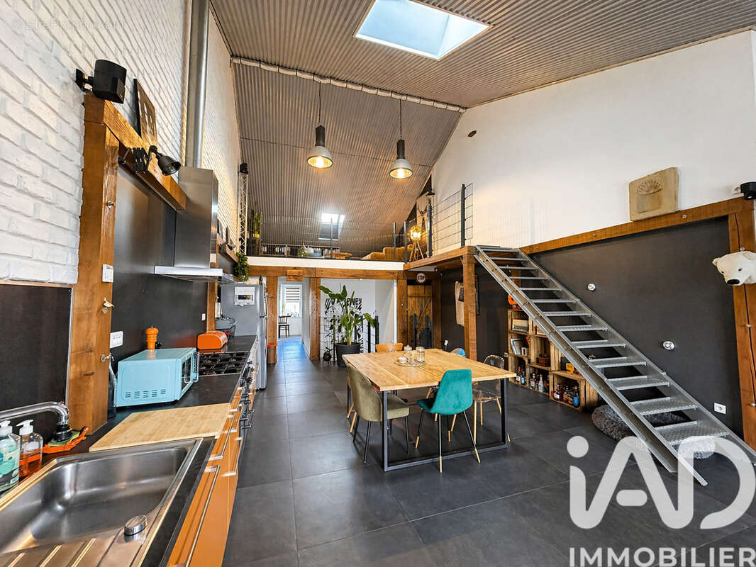 Maison 250 m² à Havange  - photo 5