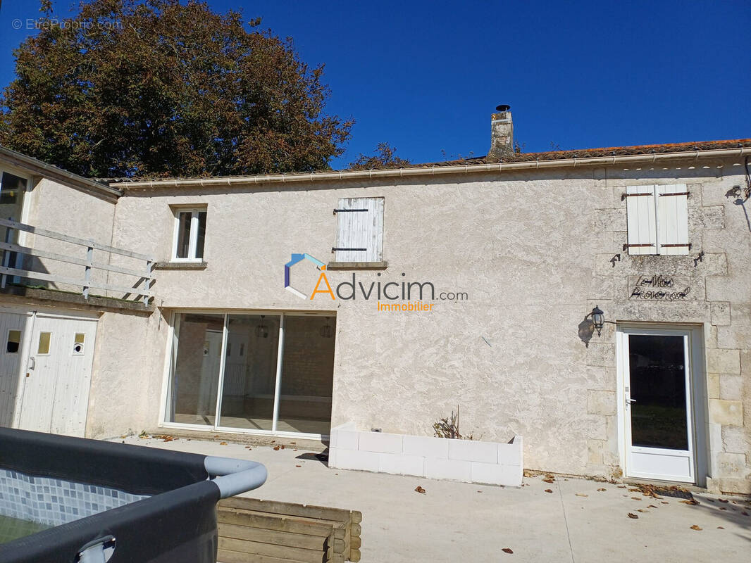 Maison à MAILLE