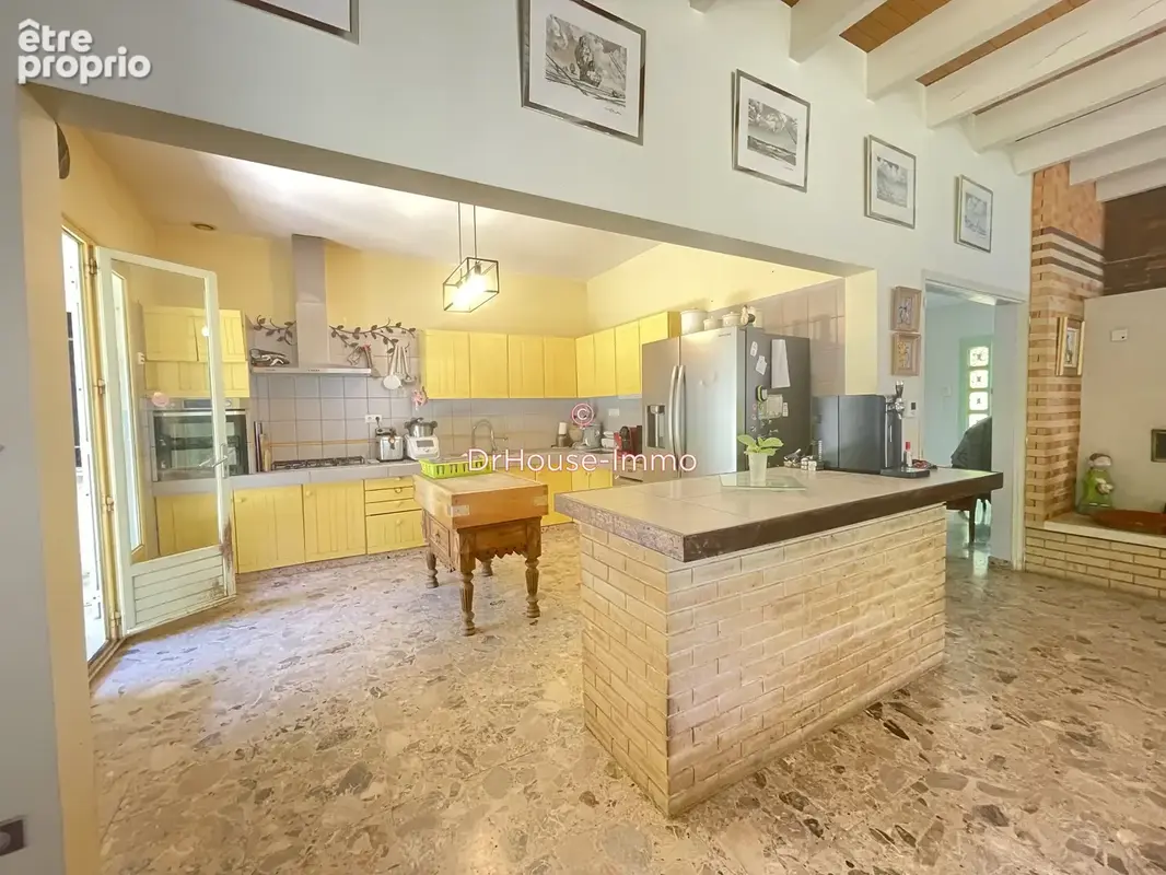 Maison 8 pièces 315 m² à vendre à Blasimon (33540) - photo 9