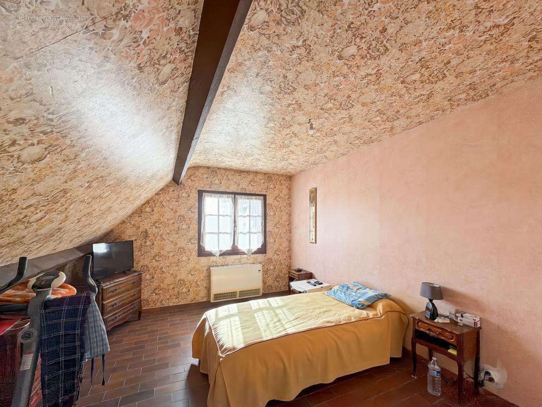 Maison à JOUY-LE-POTIER