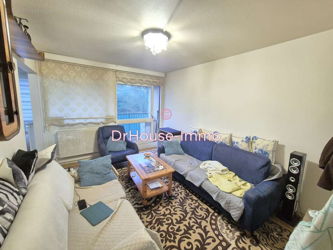 Appartement à LES MUREAUX