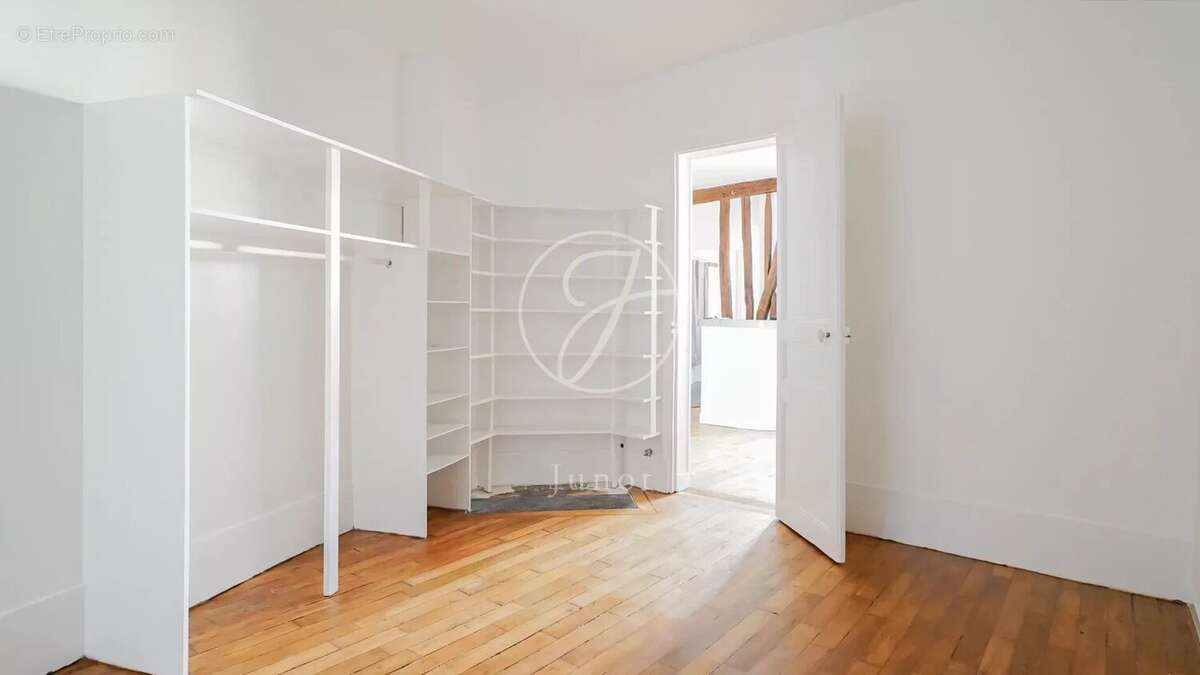 Appartement à PARIS-12E