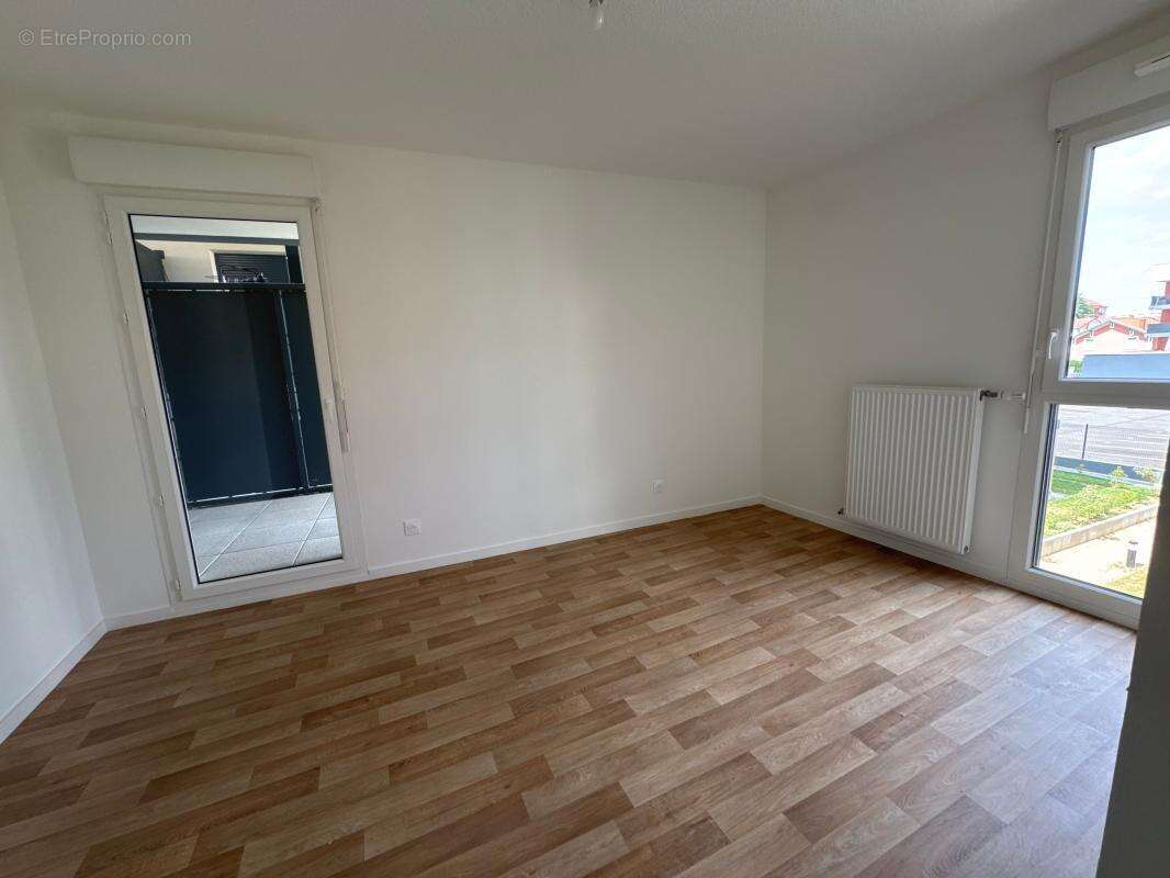 Appartement à PONT-DE-CHERUY