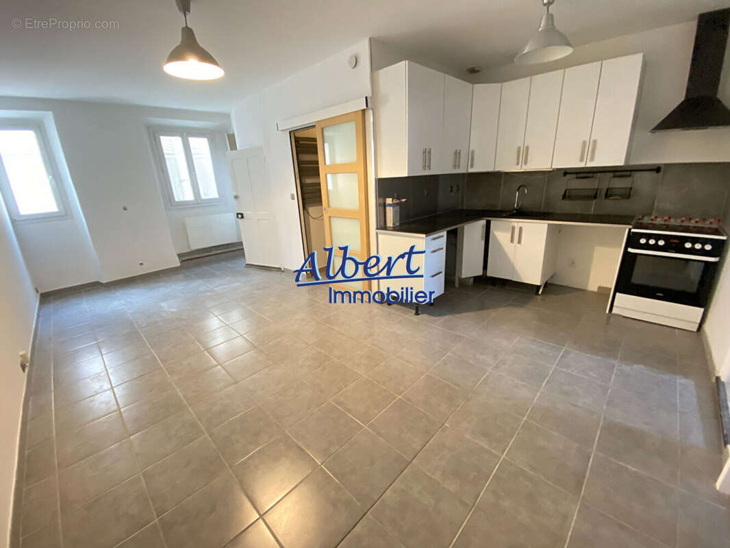 Appartement à OLLIOULES