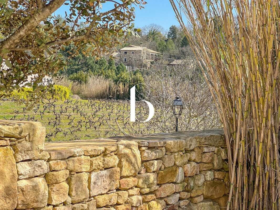 Maison à GOUDARGUES