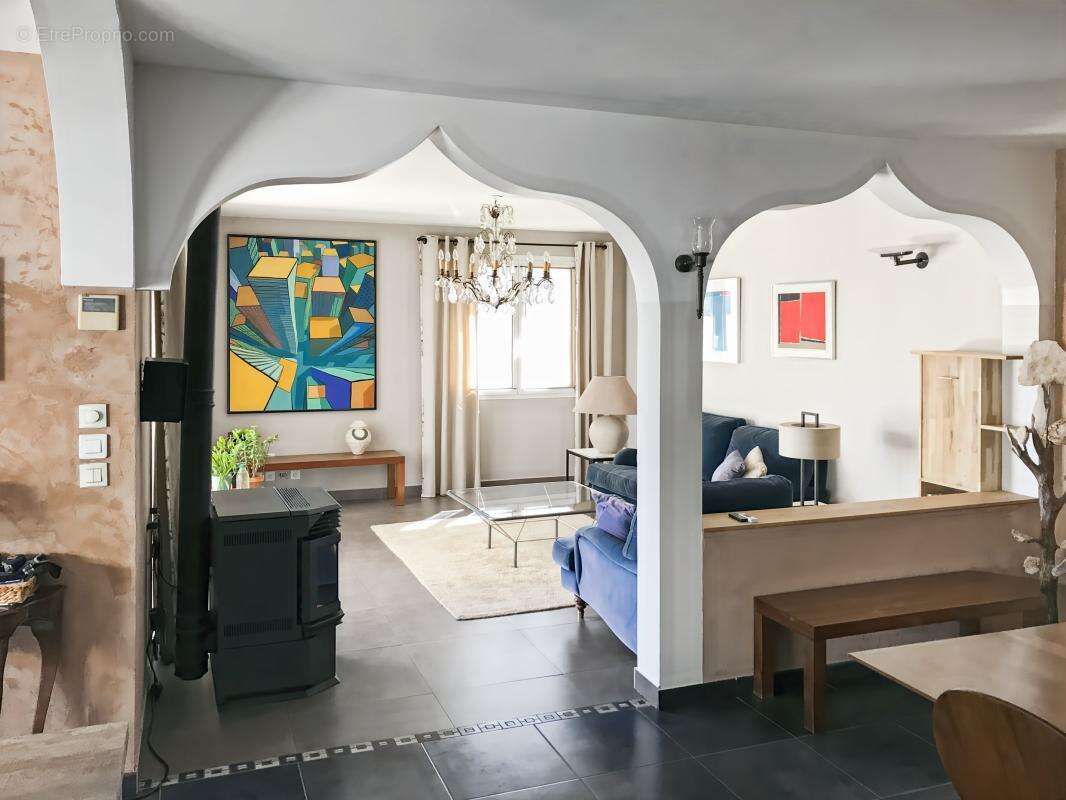 Maison à SAINT-MAXIMIN