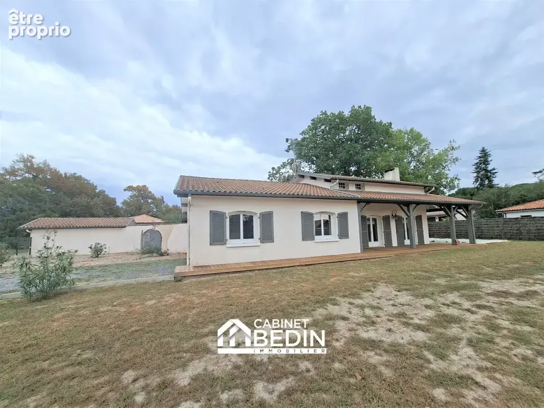 Maison 5 pièces 260 m² à vendre à Magescq (40140) - photo 1