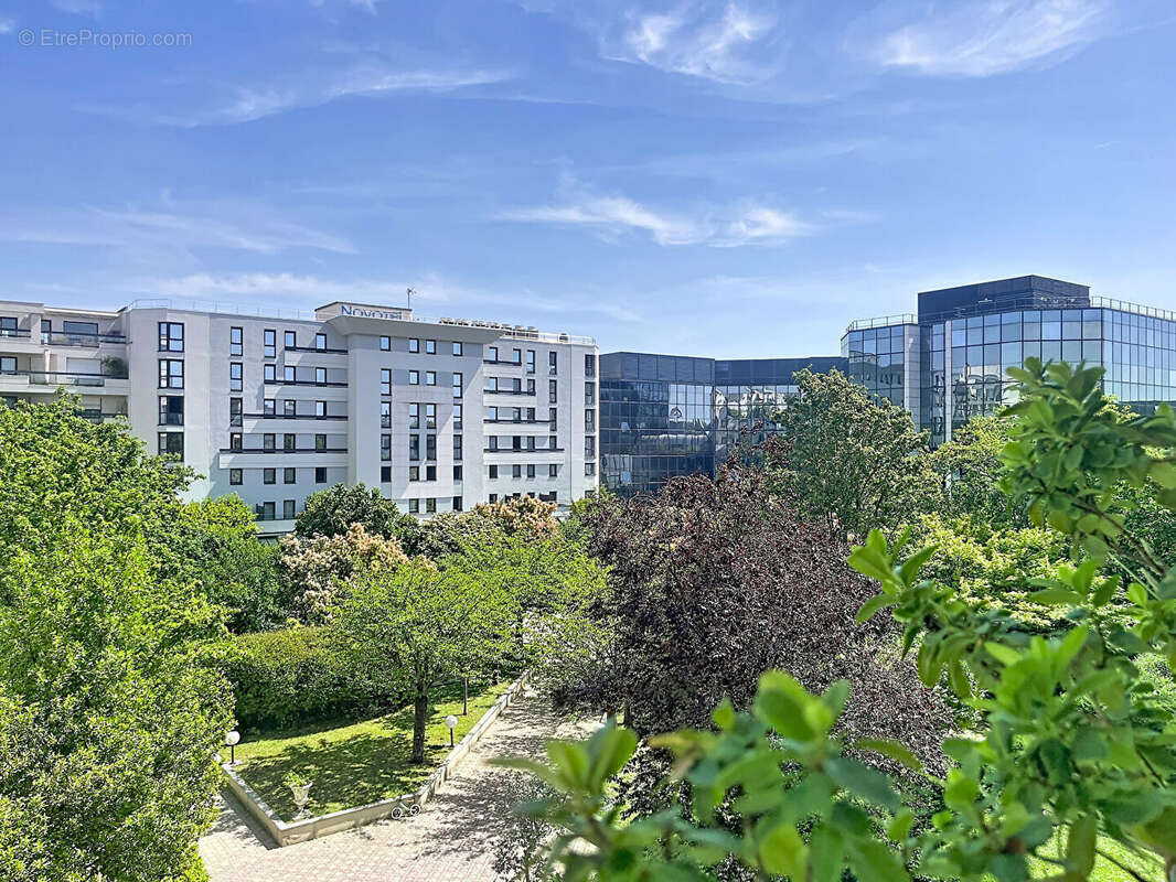 Appartement à SURESNES