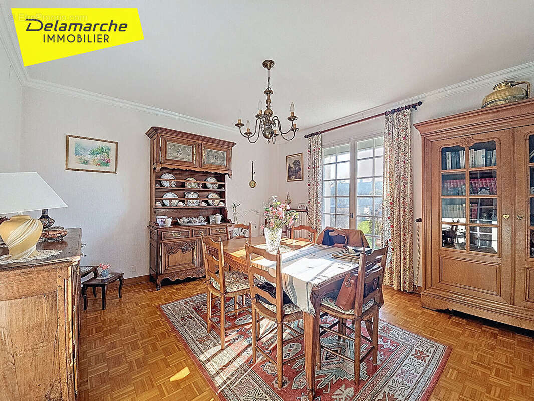 Maison à BREHAL