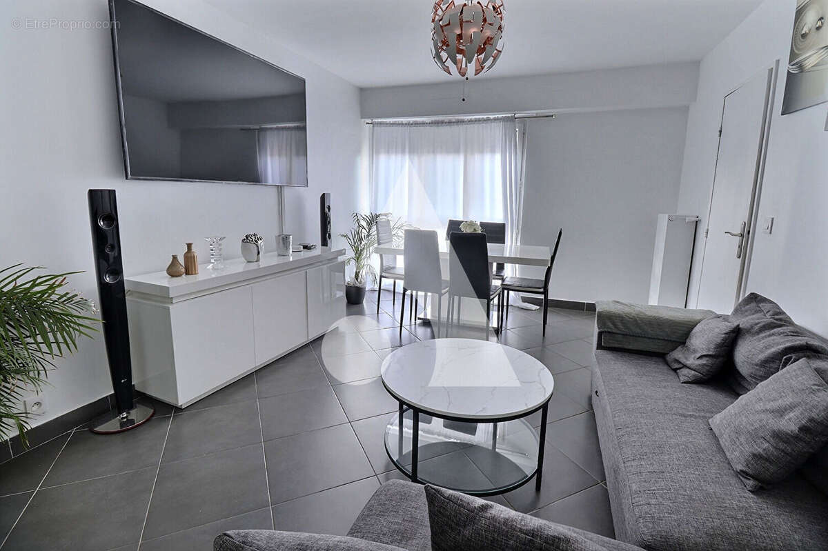 Appartement à SAINT-OUEN-L'AUMONE