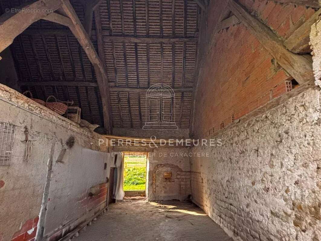 Maison à MERS-SUR-INDRE