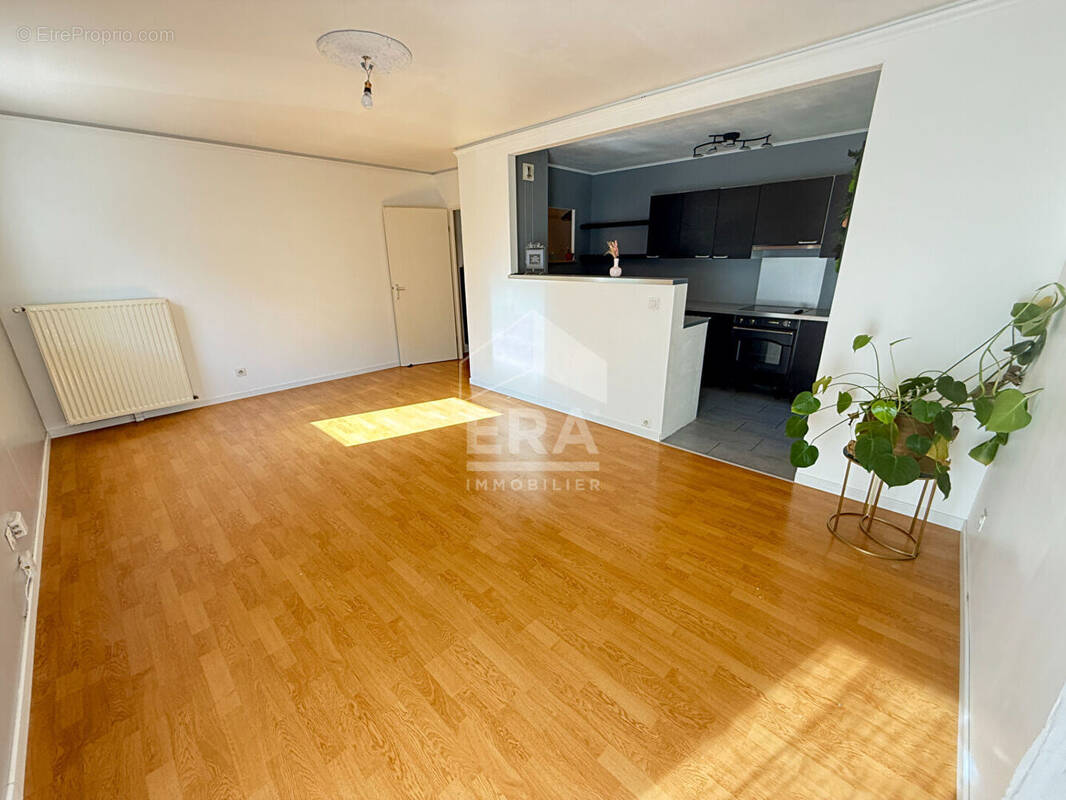 Appartement à ELANCOURT