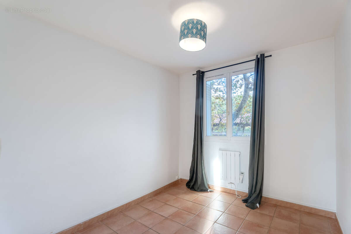 Appartement à MARSEILLE-15E