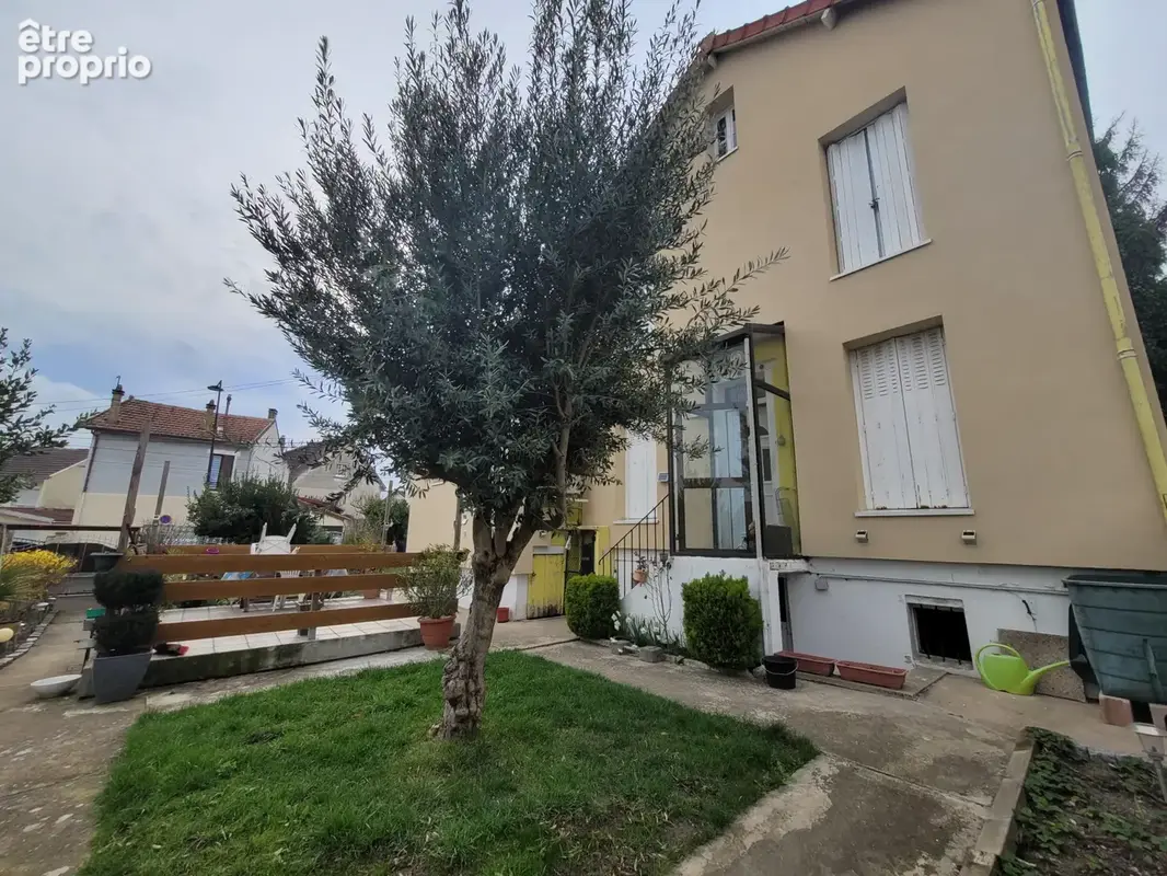 À VENDRE   Maison 4 pièces avec dépendance à Saint-Denis (secteur Pierrefitte, limite Montmagny) - photo 2