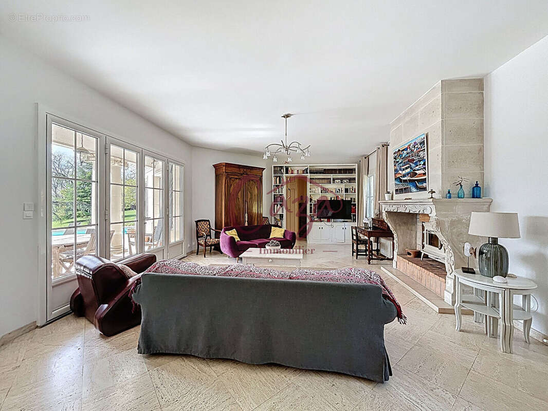 Maison à CARIGNAN-DE-BORDEAUX