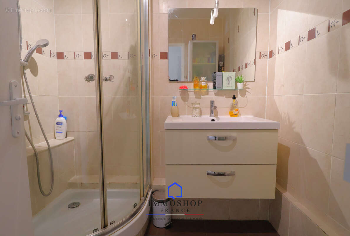 Appartement à MARSEILLE-11E