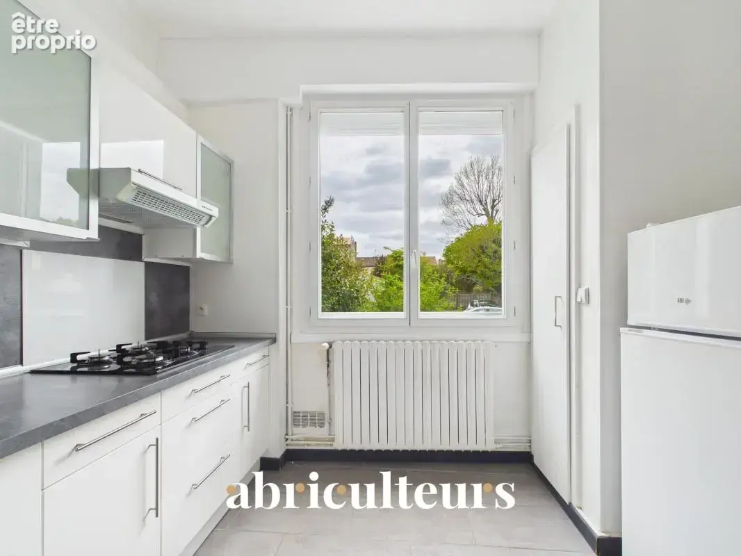 Maison de ville avec garage en vente à Angoulême, Quartier Victor-Hugo (16000) - photo 6