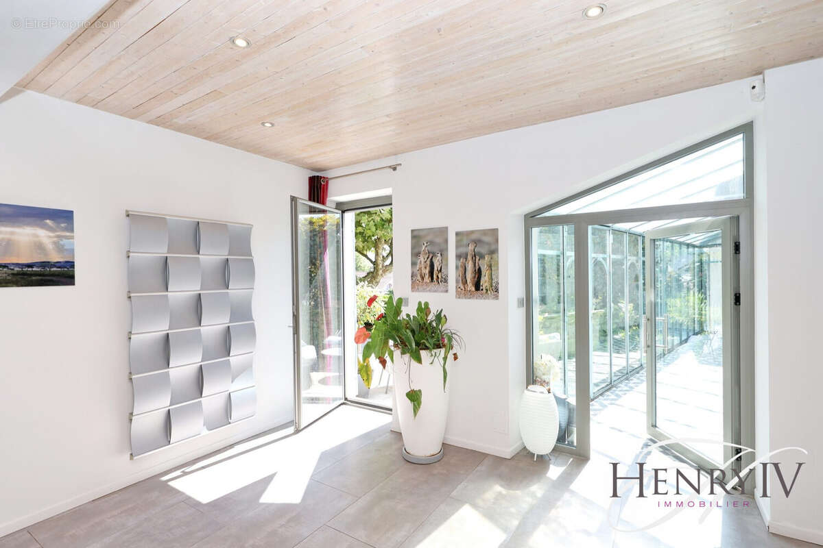 Maison à MONTBONNOT-SAINT-MARTIN