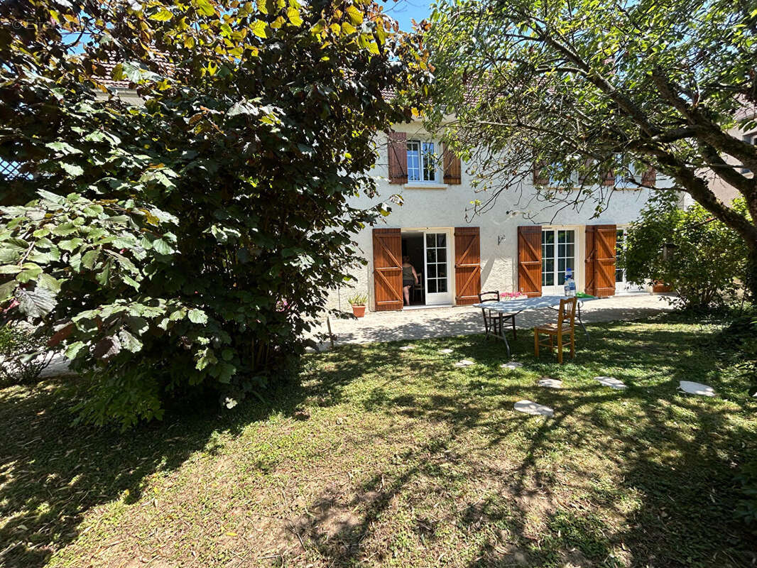 Maison à NANTEUIL-LES-MEAUX