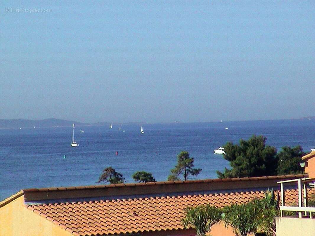 Appartement à LA LONDE-LES-MAURES