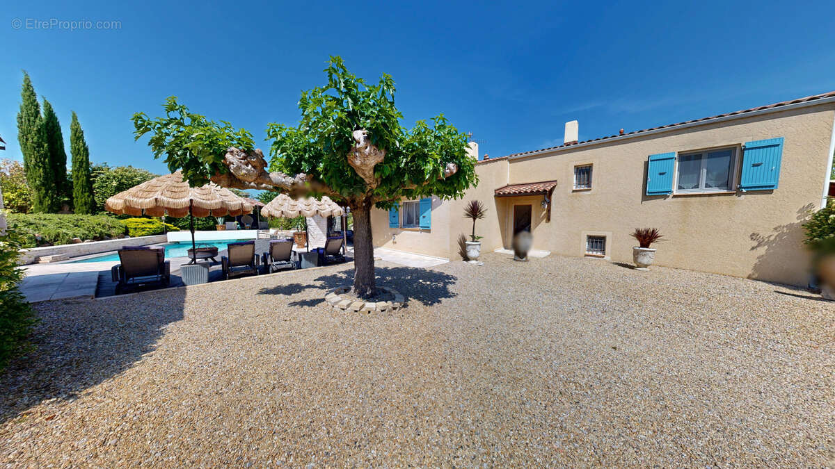 Maison à VALENSOLE
