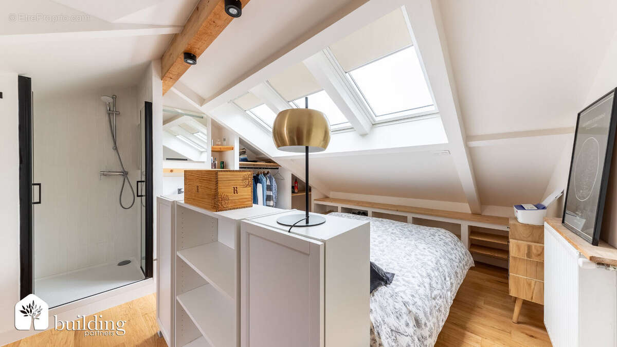 Maison à COURBEVOIE