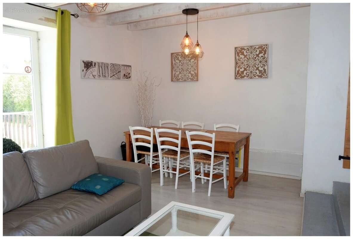 Appartement à CHOMERAC