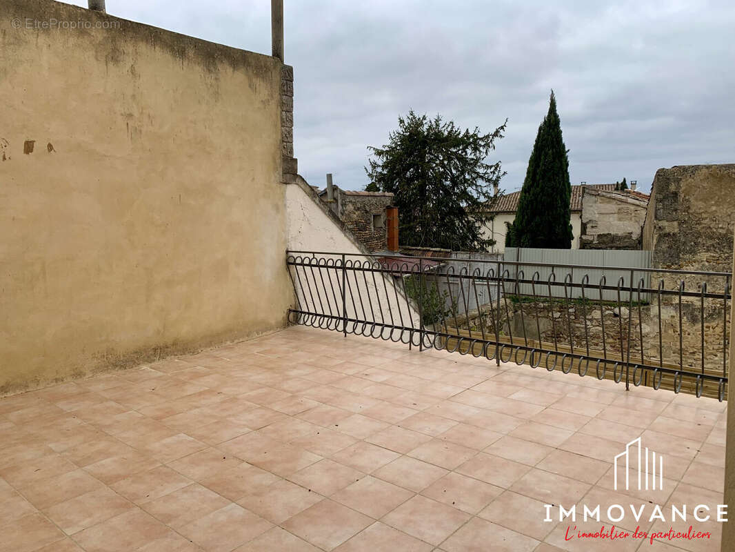 Appartement 79 m² à Vauvert  - photo 2