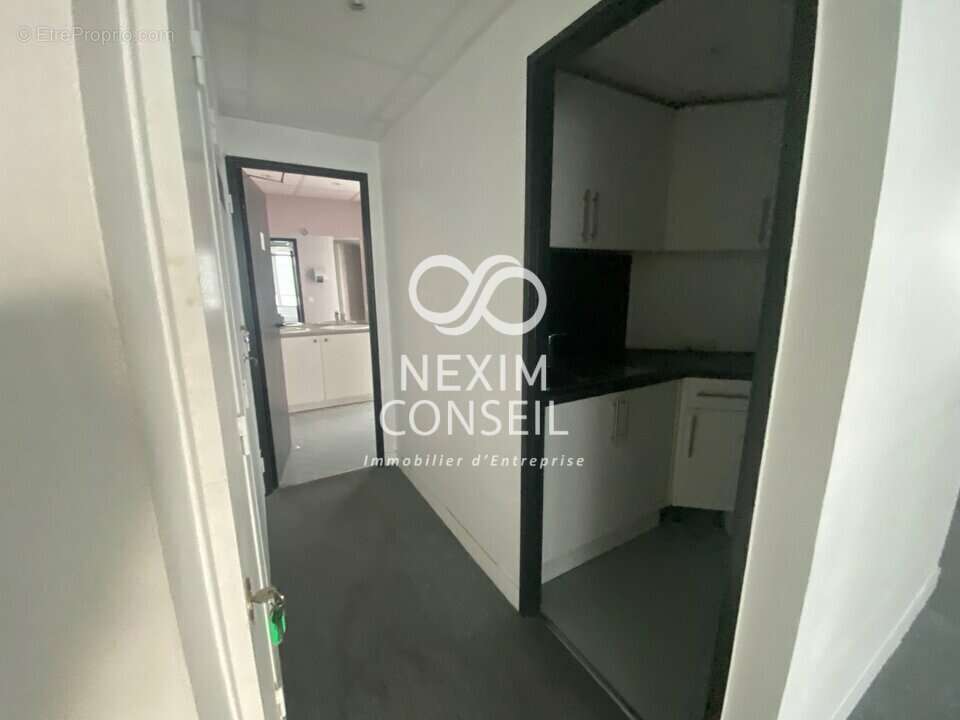 Commerce à COLOMBES