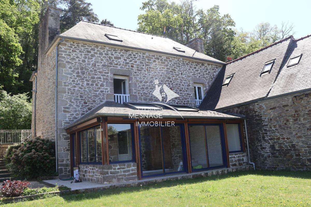 Maison à JUGON-LES-LACS