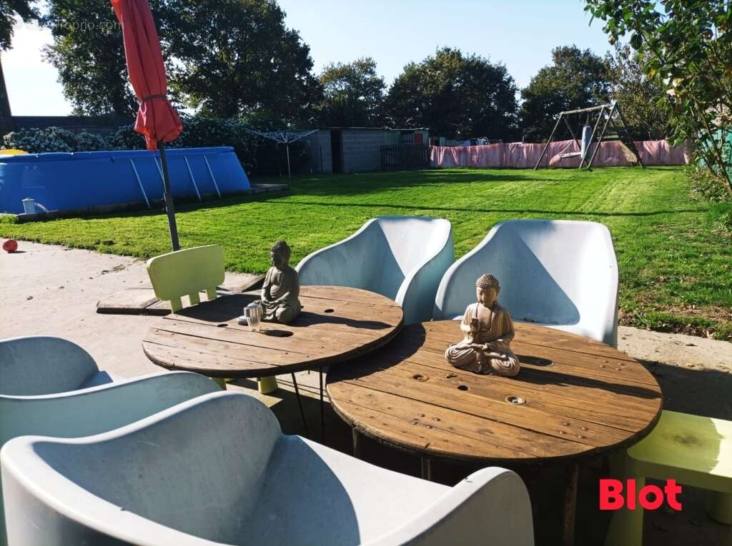 Maison à VAL-D&#039;IZE