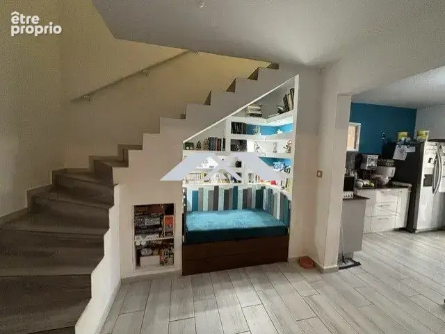 Maison 6 pièces 130 m² à vendre à Saint-Joseph (97480) - photo 3