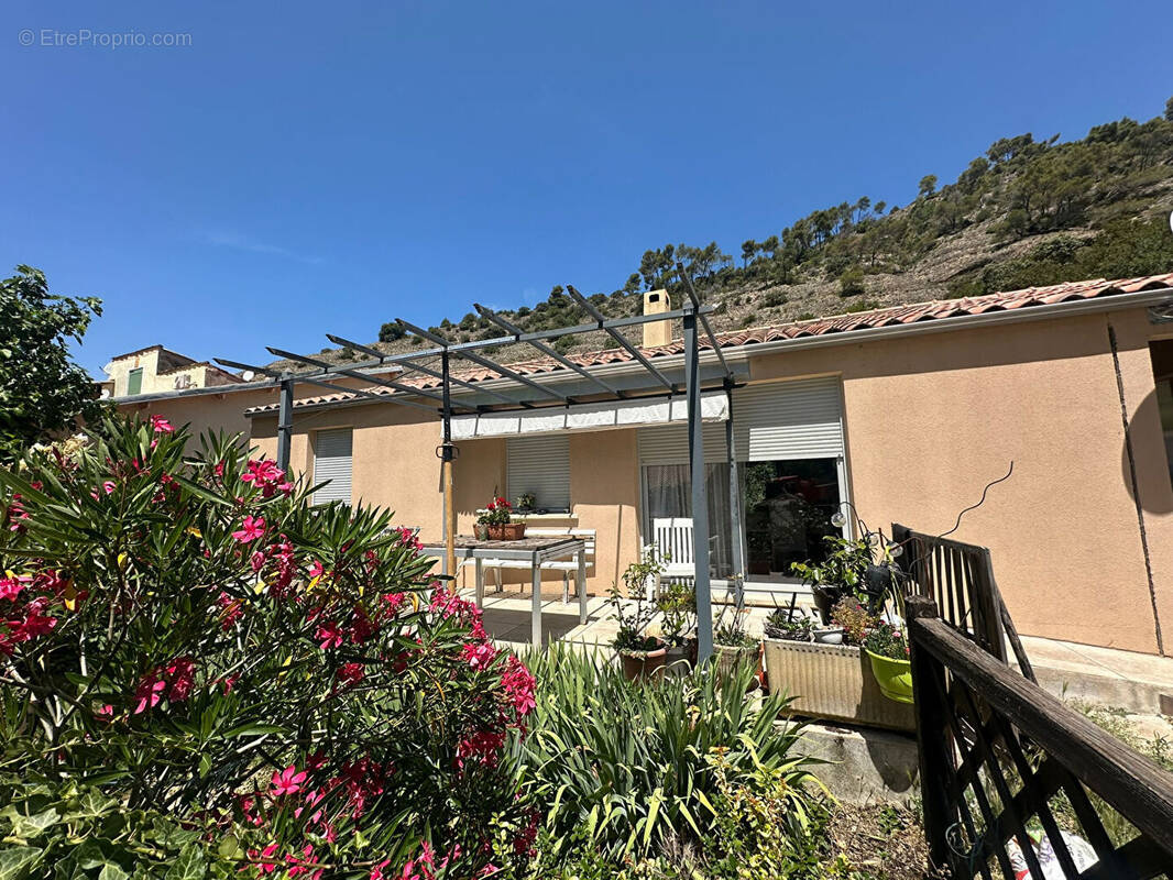 Maison à LES MEES