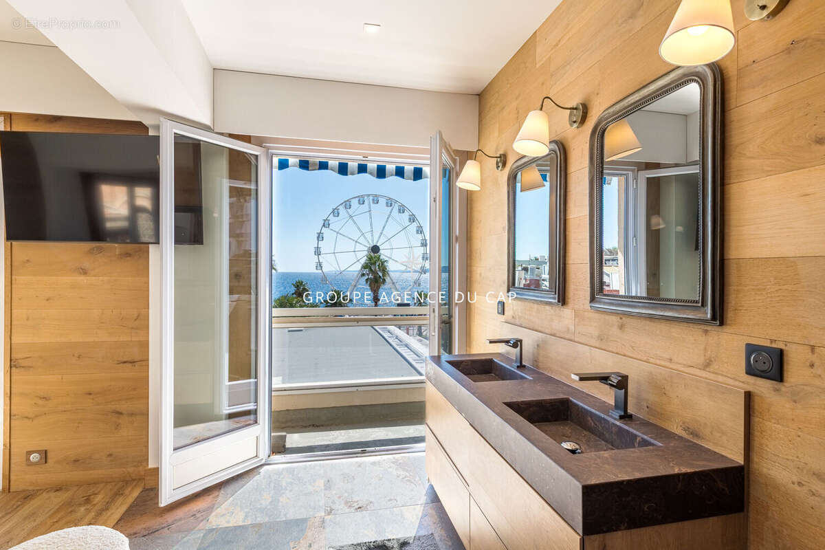 Appartement à SAINT-RAPHAEL
