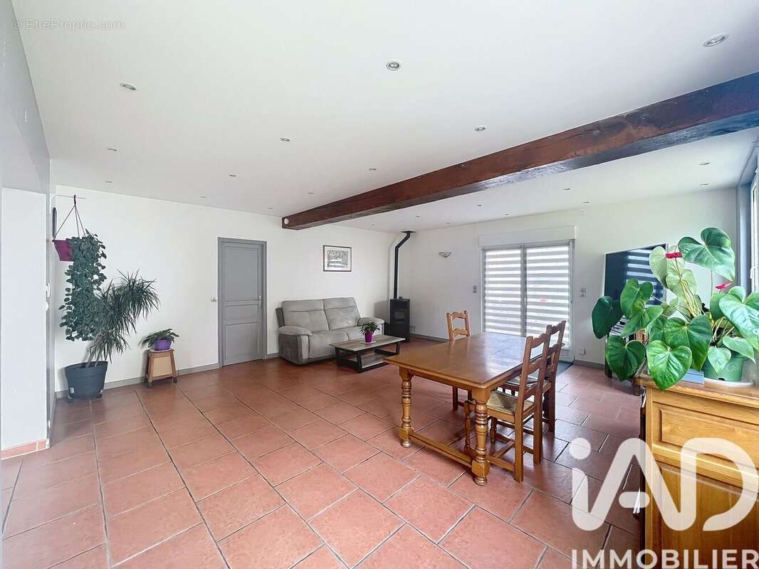 Photo 7 - Maison à MOUROUX