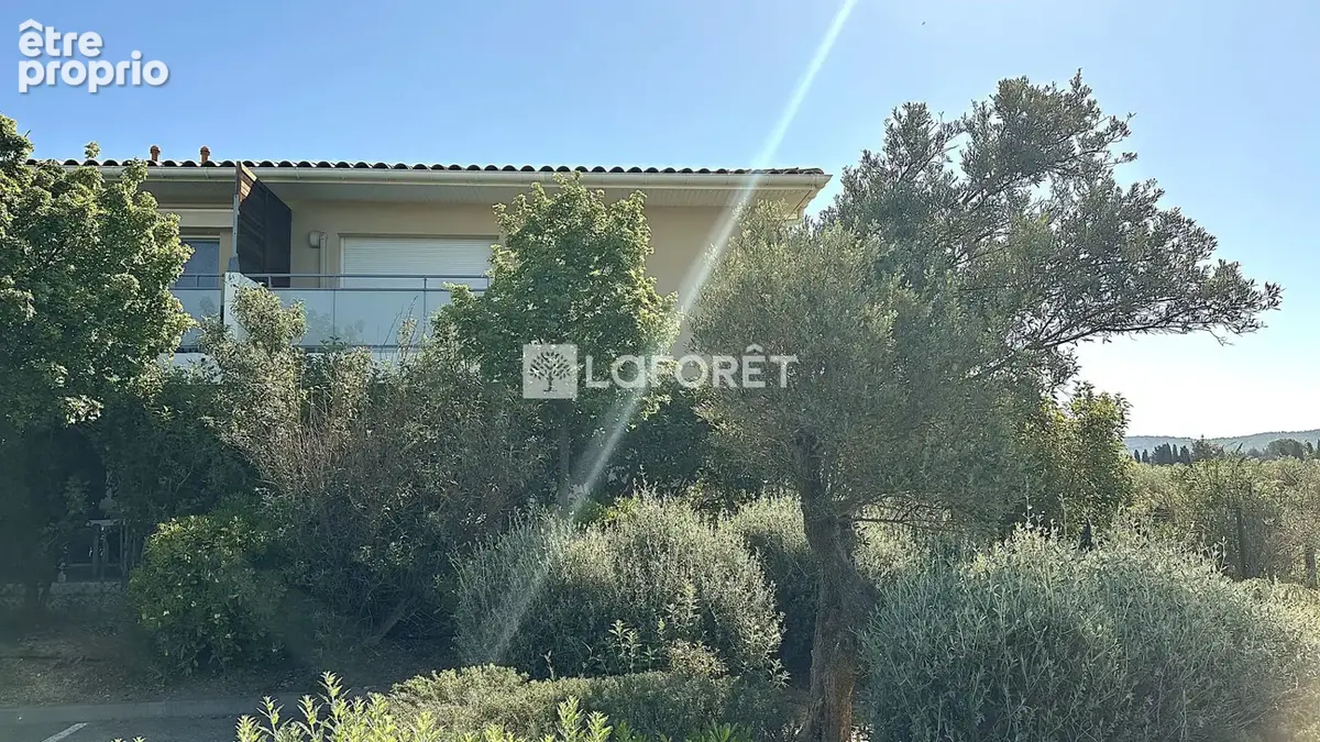 Photo Appartement à La Fare-Les-Oliviers au prix de 212 000€