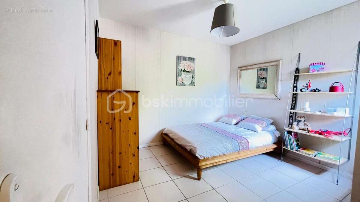 Maison à MARCILLE-ROBERT