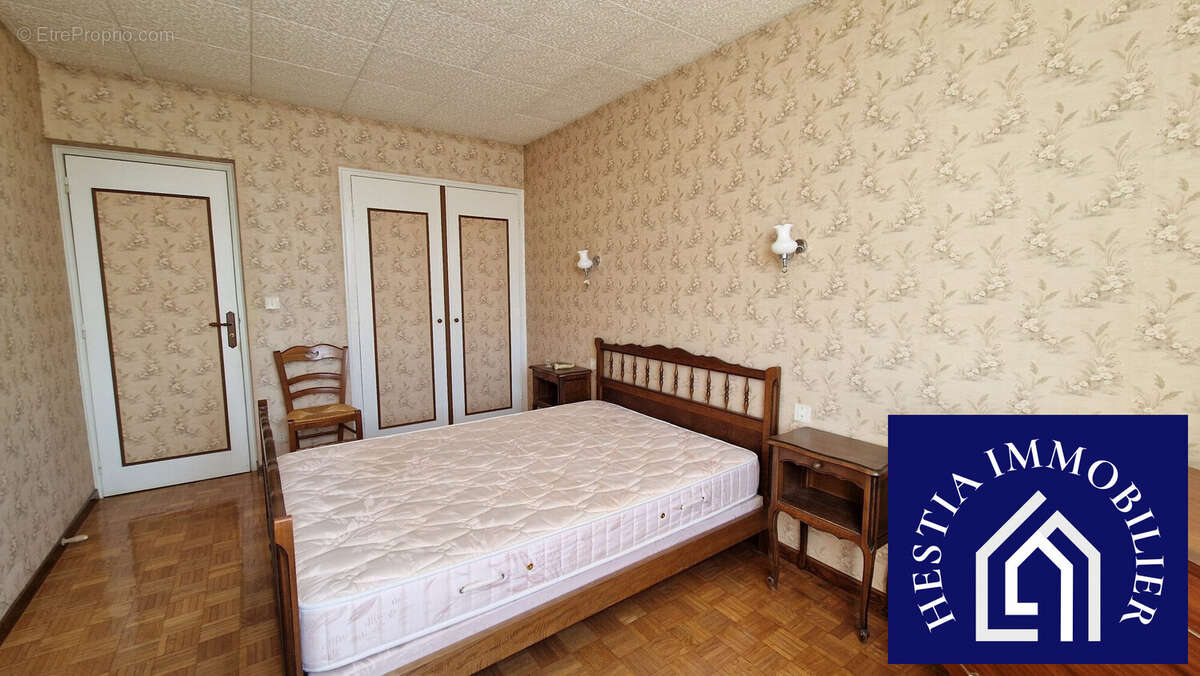 Maison à MOUTIERS-SAINT-JEAN