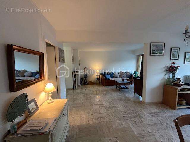 Appartement de type F3/F4 Cannes de plus de 78 m2 - photo 5