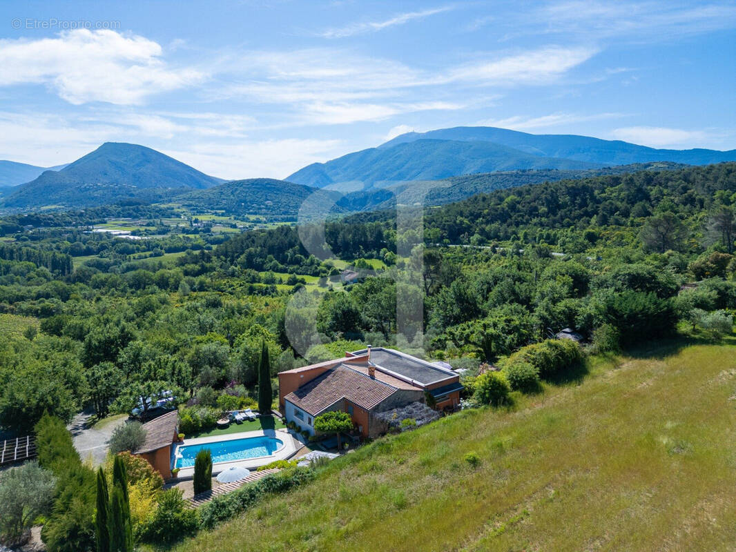 Maison à VAISON-LA-ROMAINE