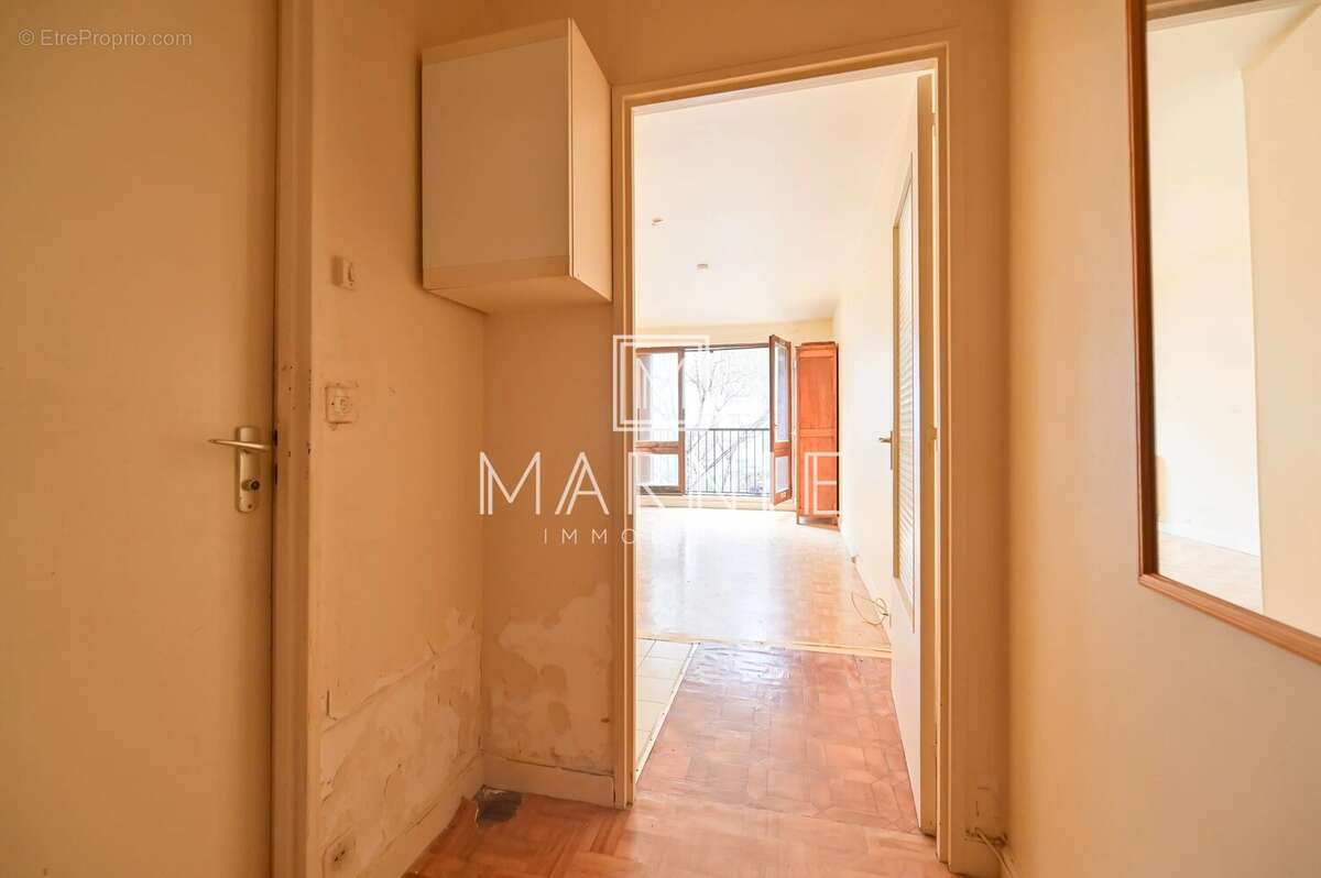 Appartement à PARIS-15E