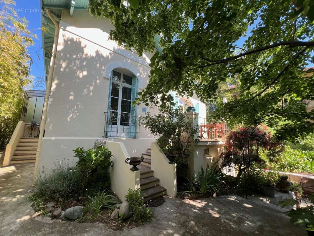Maison à FREJUS