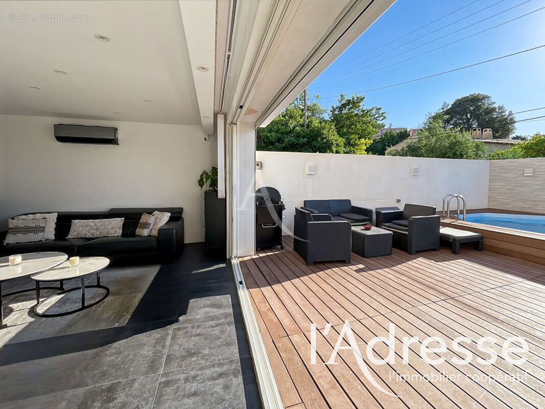 Maison Marseille - 4 pièces - 86 m2 (dont 59,84m2 en loi carrez) - photo 3