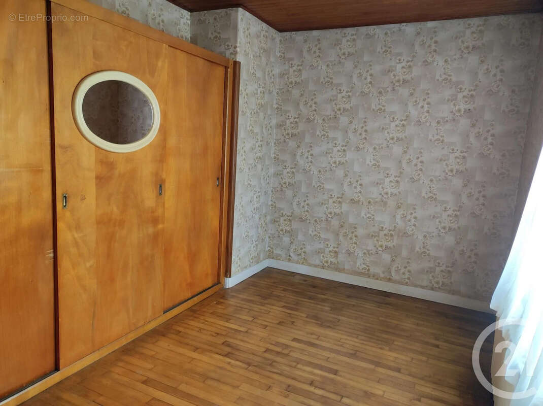 Maison 83 m² à Dampierre-Sous-Bouhy  - photo 12
