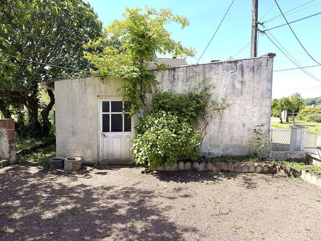 Maison à EXIDEUIL