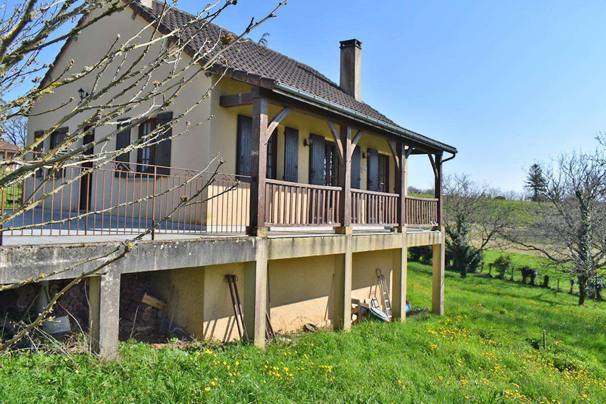Maison à ARCHIGNAC