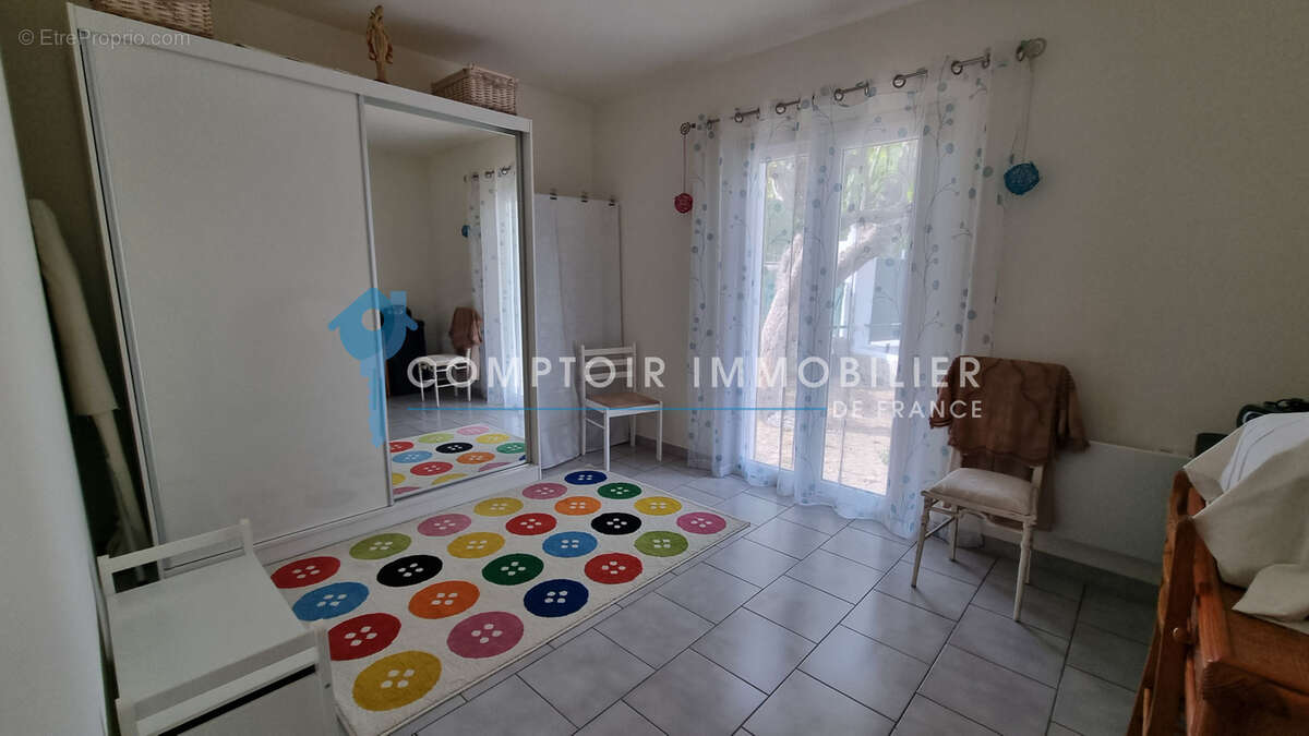 A VENDRE (VAR - 83) - Villa à vendre avec 3 chambres proche du village - photo 13
