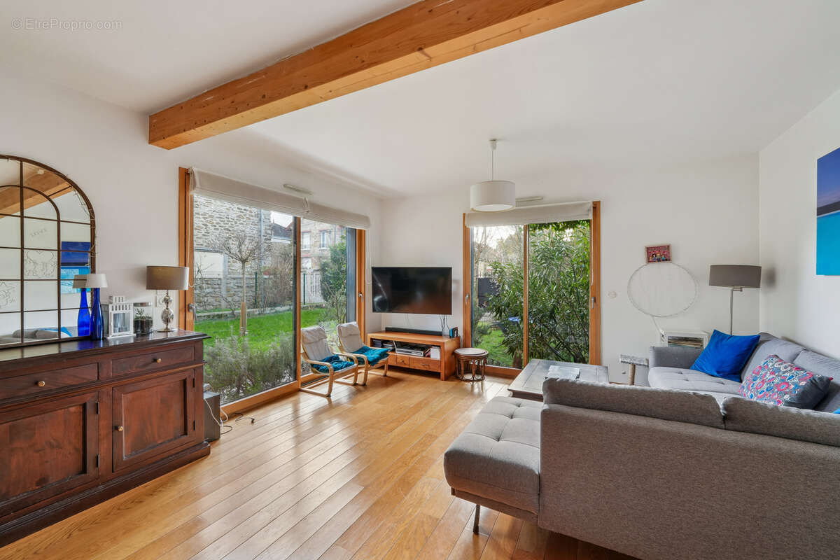 Maison à SAVIGNY-SUR-ORGE