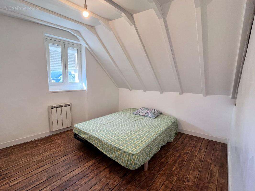 Maison à SAINT-GAULTIER